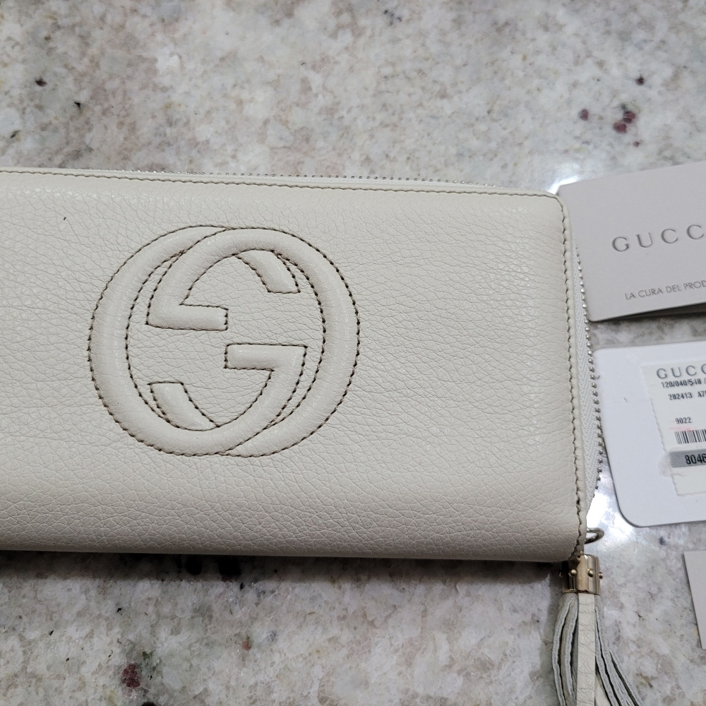 Gucci Soho Continental Wallet, Mystic White